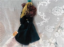 SCARLETT 12 GREEN VELVET BK